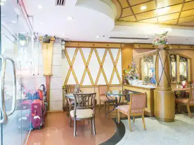 Majestic Suites - 15