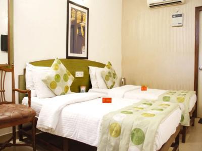 Oyo 738 Green Castle - 6