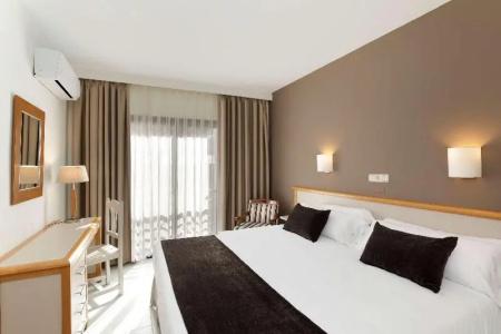 Sol Sancti Petri Aparthotel - 128