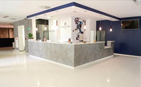 Grape Town -, Spa, Sport, Bowling, Squash, Restaurant - 1