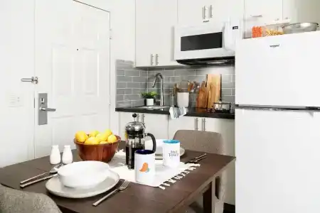 Intown Suites Extended Stay San Antonio Tx- Perrin Beitel Road - 25