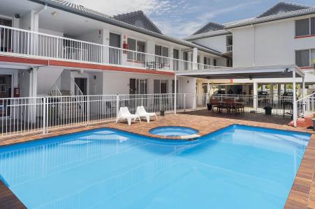 Sunshine Beach - 9