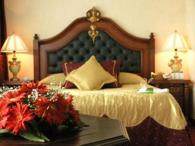Hera Cave Suites - 2