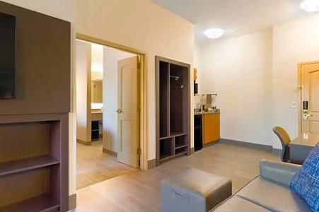 ClubHouse - 45