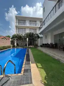 The Suite 262 - 25