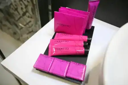 Magenta - 22