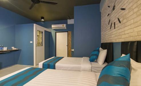 Amity Poshtel - 30