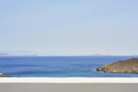 Mr. and Mrs. White Tinos - 26