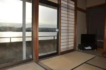 Riverside Karatsu Castle - 36