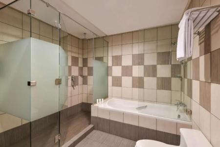 Kempinski Residences & Suites, - 56