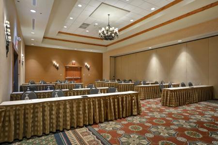 Hilton Garden Inn - 19