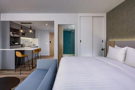 Courtyard by Marriott Paris Charles de Gaulle Central Airport - 6