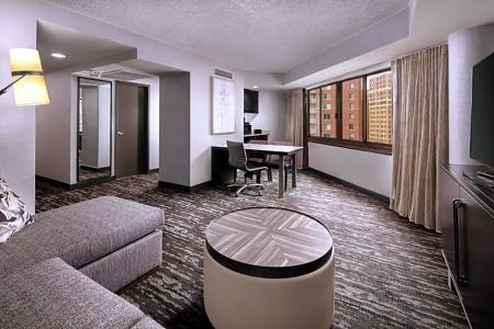 Embassy Suites by Hilton Crystal City National Airport - 85