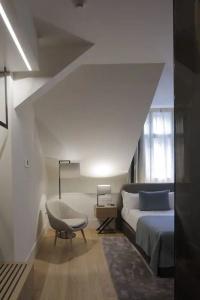 Boho Prague - Small Luxurys - 40