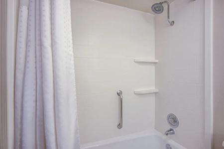 Holiday Inn Express-Central - 5
