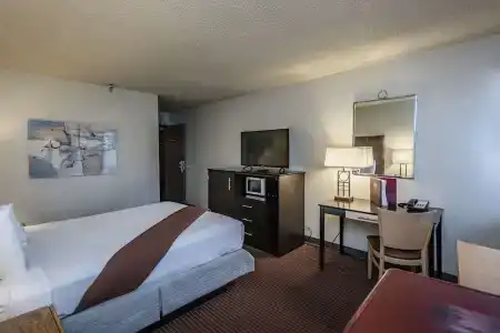 Inn At - 4
