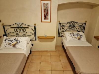 Vittoria Guest House Salerno - 61