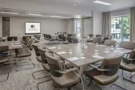DoubleTree by Hilton Bristol City Centre - 16