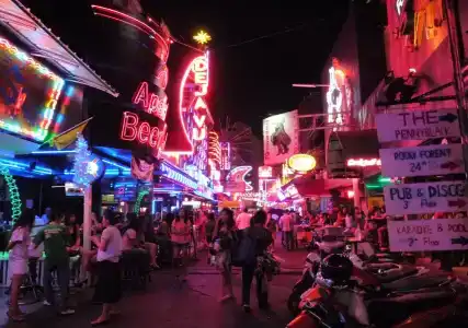 Hq Hostel Silom - 18