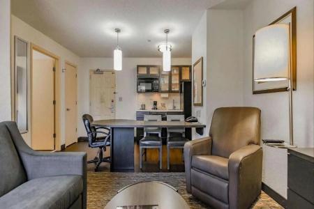 Sonesta Simply Suites Charlotte University - 14