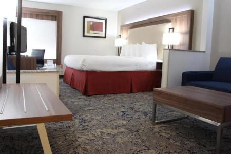 Best Western Plus Airport - Kci East - 40