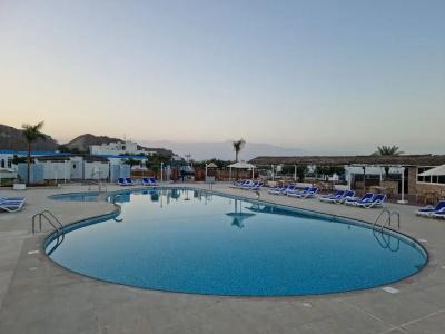 Holiday Beach Resort - 3