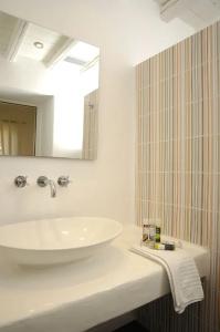 Kapetan Tasos Suites - 31