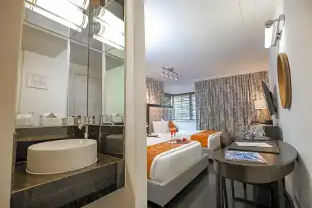 Riviera Suites - 40