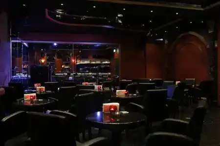 Broadway - 15