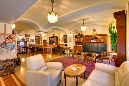 Mucha - 0