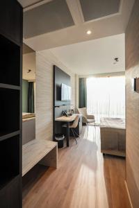 HOTELUX Airport - 57