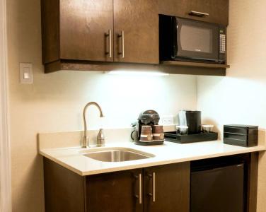 Embassy Suites - 29