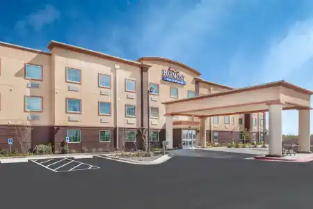Baymont by Wyndham Center - 0