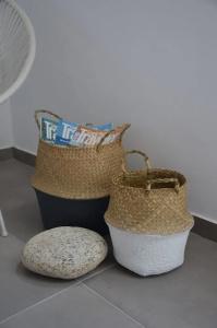 White and Grey - 204