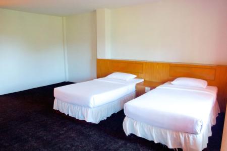 Sichang Shine Khao Resort - 86