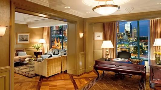 The Langham - 114