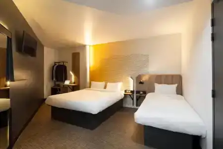 b&b hôTel Nanterre Rueil-Malmaison - 12