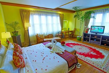 Shwe Ingyinn Mandalay - 71