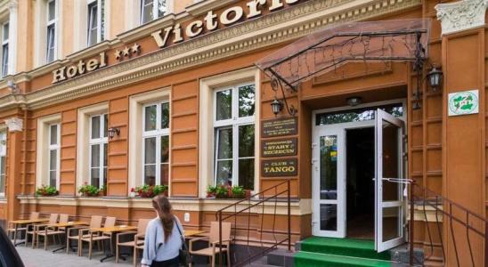 Victoria - 12