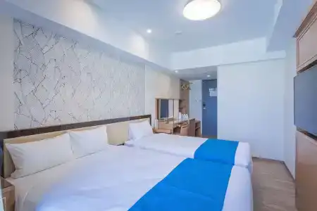 Kariyushi Lch. Resort - 2