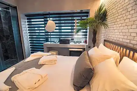 Project 3 Urban Chic - 21