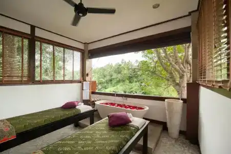 Beji Ubud Resort - 5