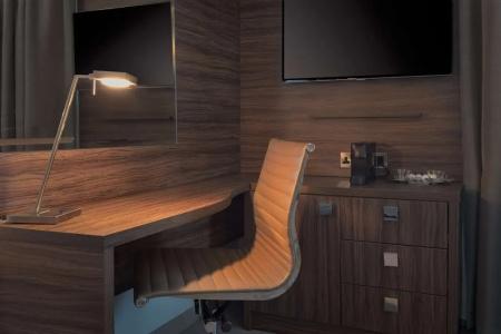 DoubleTree by Hilton London Angel Kings Cross - 70