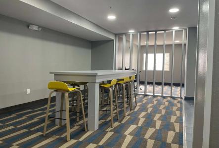 Microtel Inn and Suites by Wyndham / Shreveport - 13