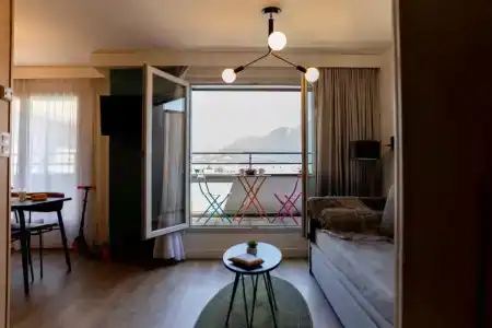 ApartAdagio Annecy Centre - 77