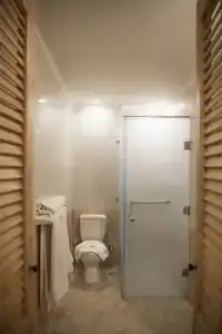 Redcon Suites - 288