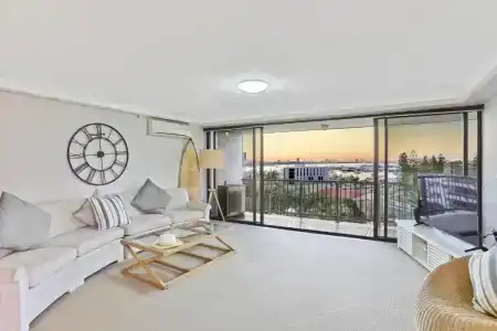 De Ville - 205