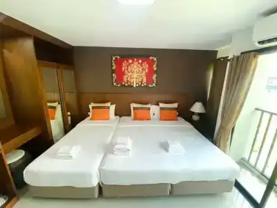 Huen Jao Ban - 42