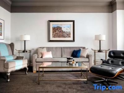 The Blackstone, Autograph Collection - 77