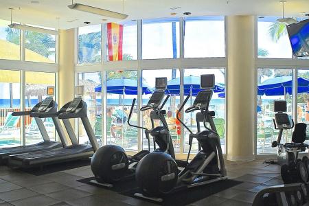 DoubleTree by Hilton Ocean Point - North Miami Beach - 17